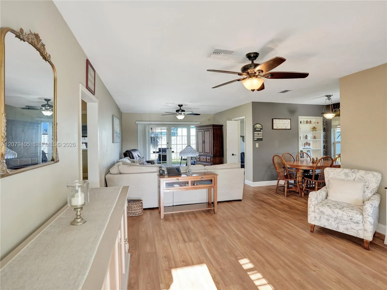 4681 NE 2nd Ave, Oakland Park, FL 33334 photo 4