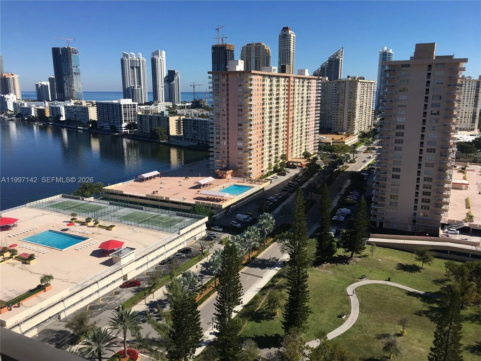 290 174th St # 2115, Sunny Isles Beach, FL 33160 photo 2