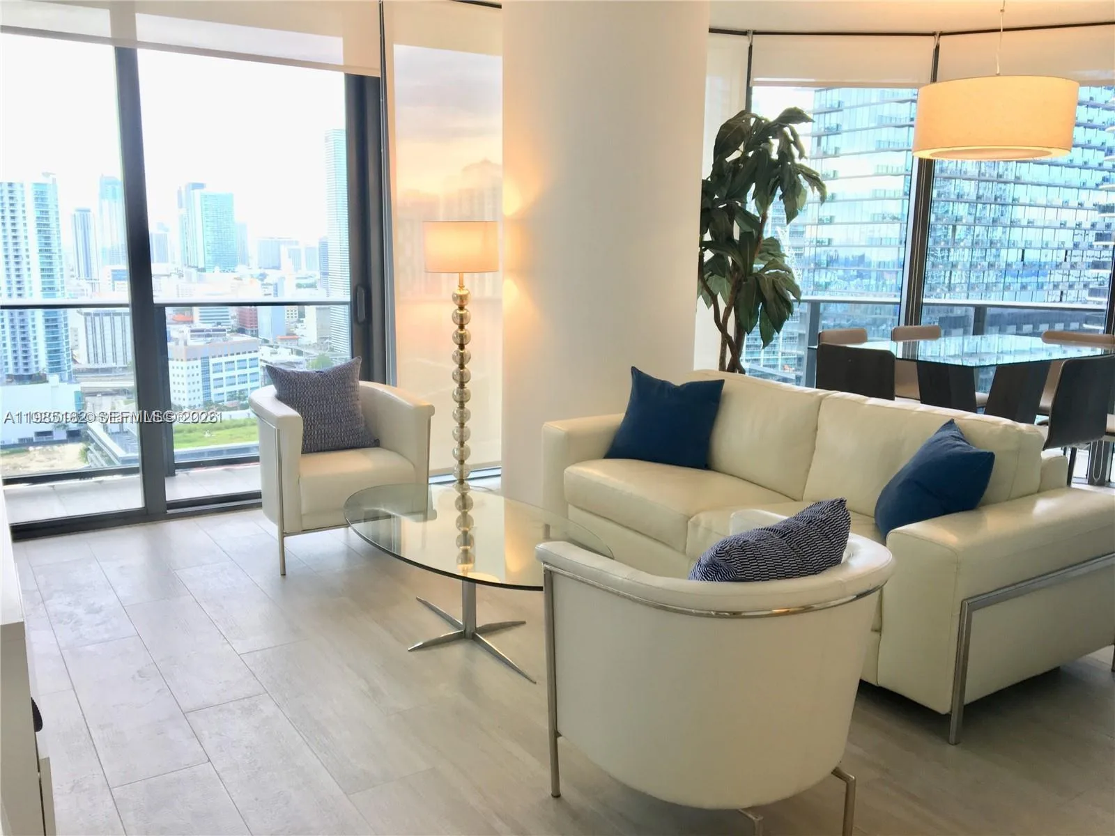 55 SW 9th St # 2901, Miami, FL 33130