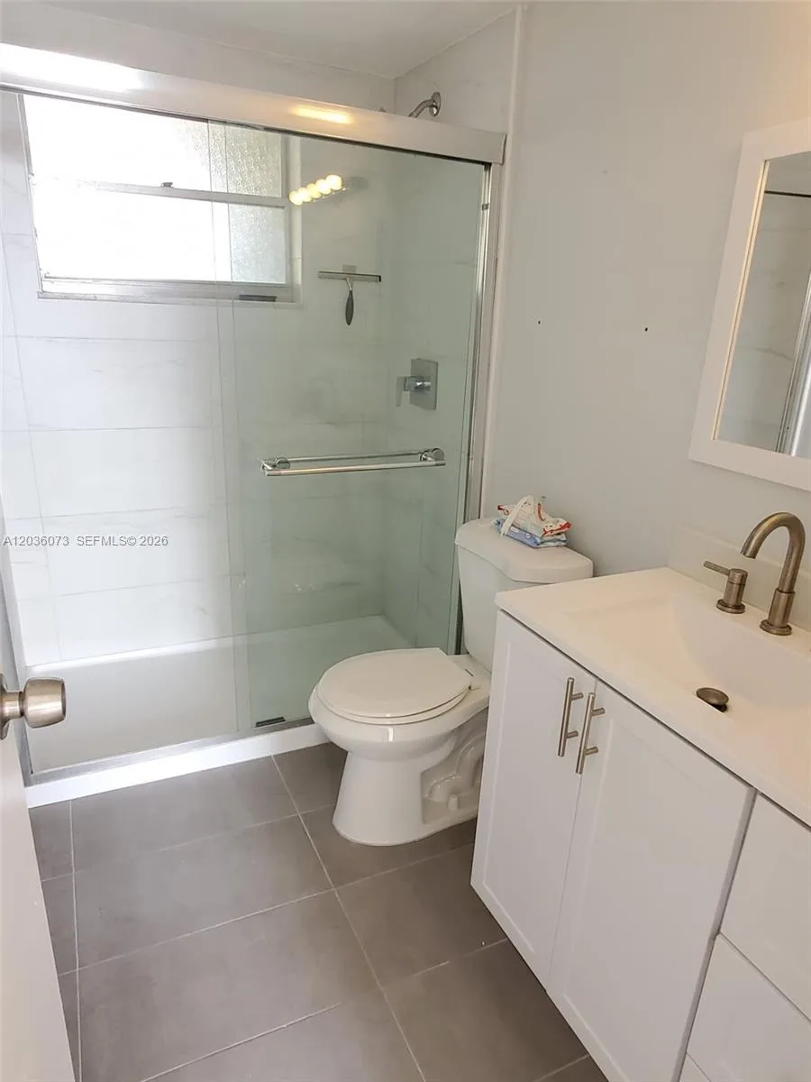 7900 Tatum Waterway Dr # 502, Miami Beach, FL 33141 photo 13