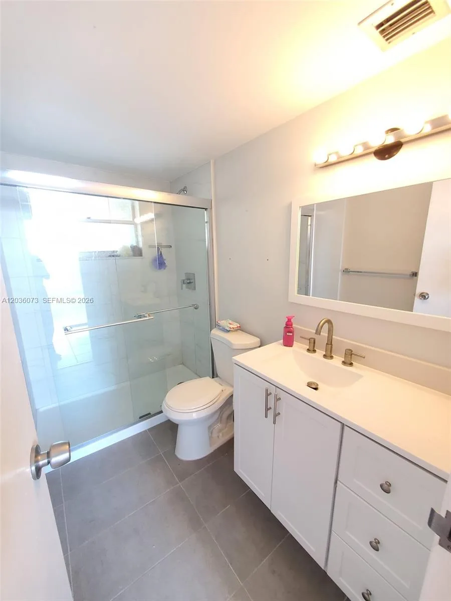 7900 Tatum Waterway Dr # 502, Miami Beach, FL 33141 photo 7