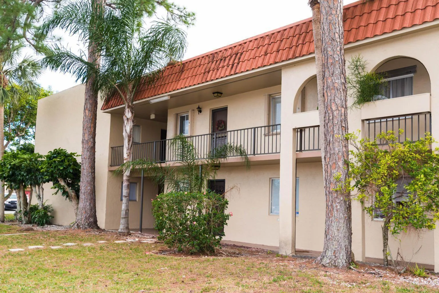 6054 FOREST HILL Boulevard # 103, West Palm Beach, FL 33415