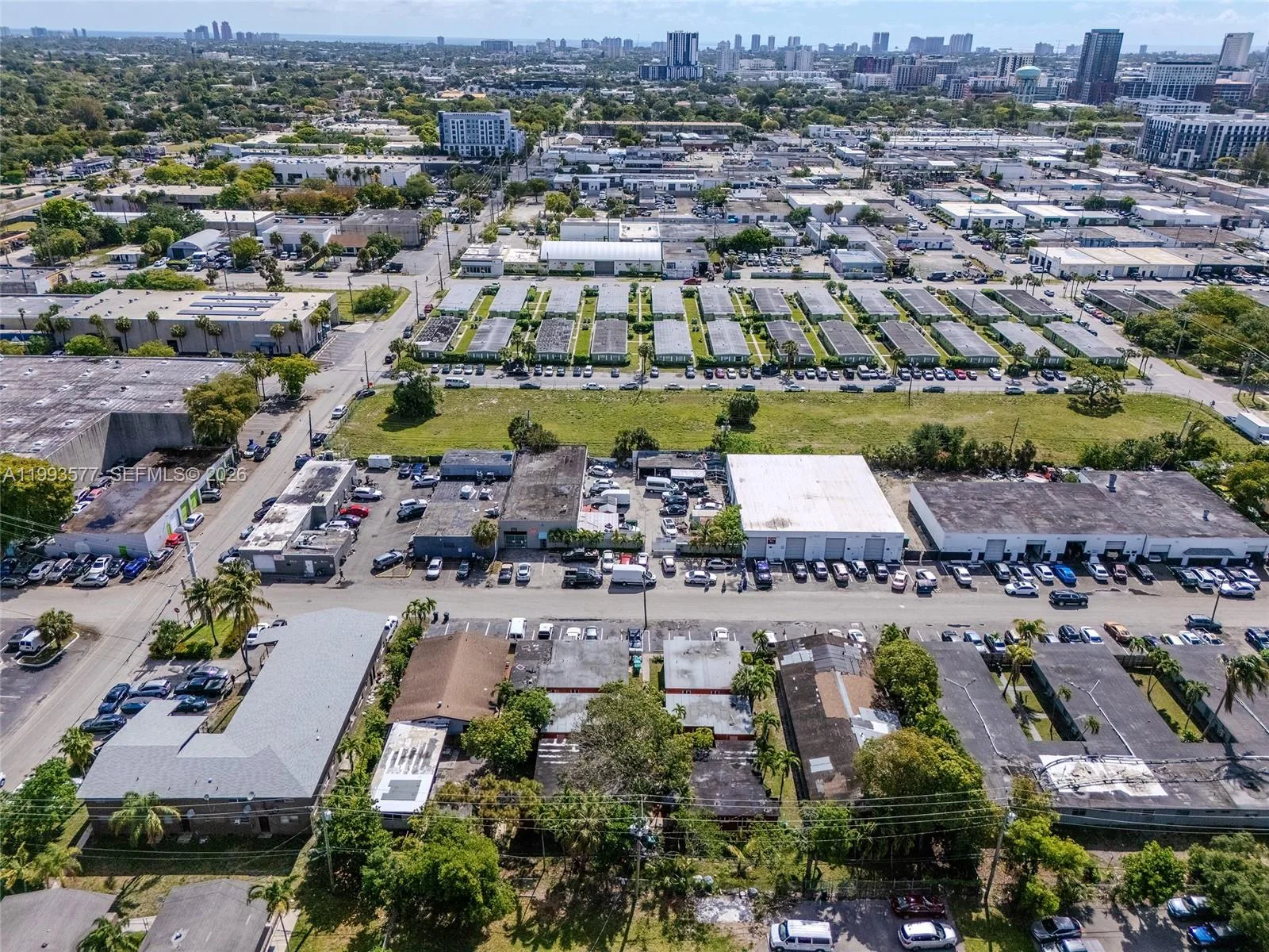 834 NW 10th Terr, Fort Lauderdale, FL 33311 photo 11