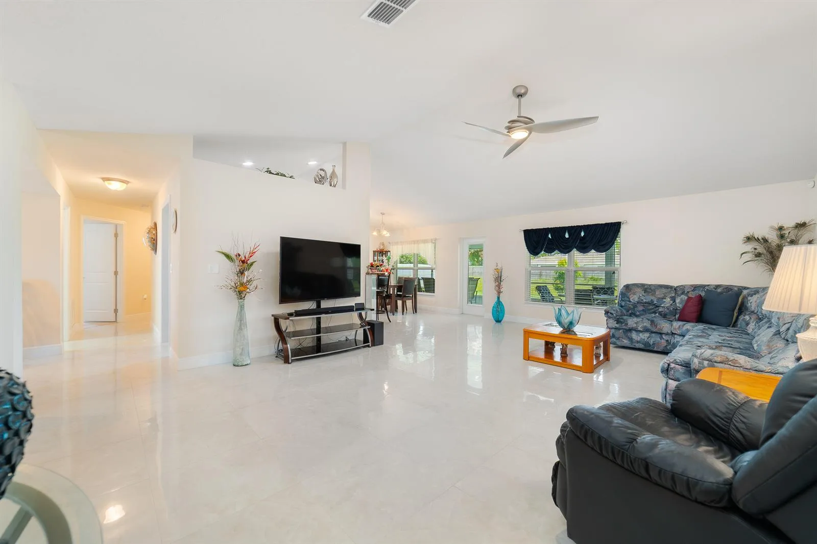 2601 SE Caladium Avenue, Port St. Lucie, FL 34952 photo 3