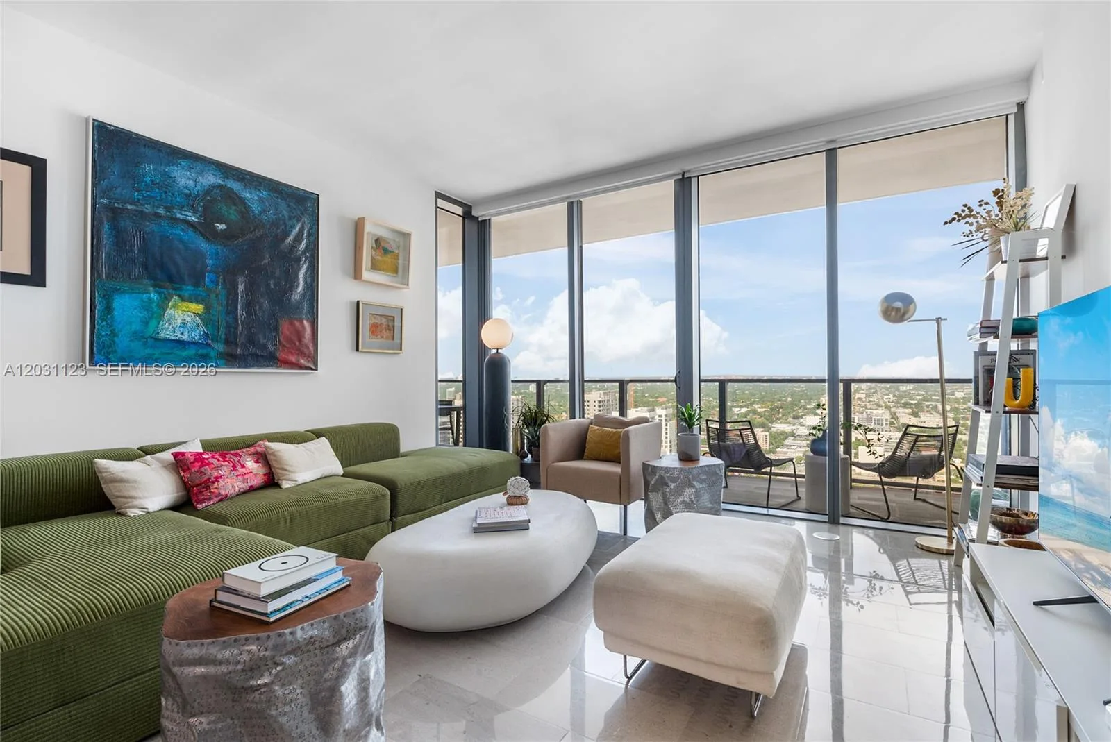 88 SW 7th St # 3208, Miami, FL 33130