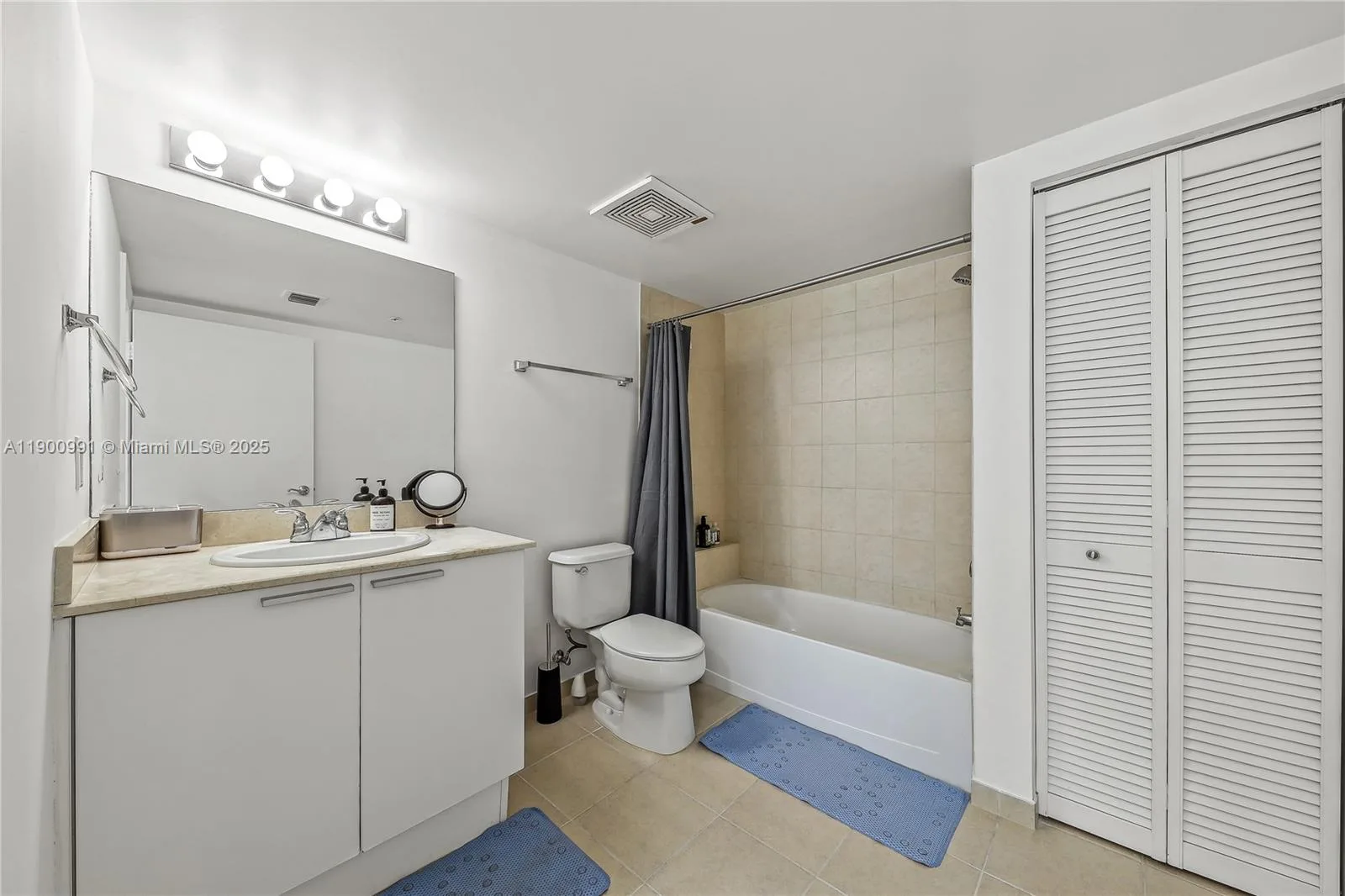 16699 Collins Ave # 2009, Sunny Isles Beach, FL 33160 photo 10