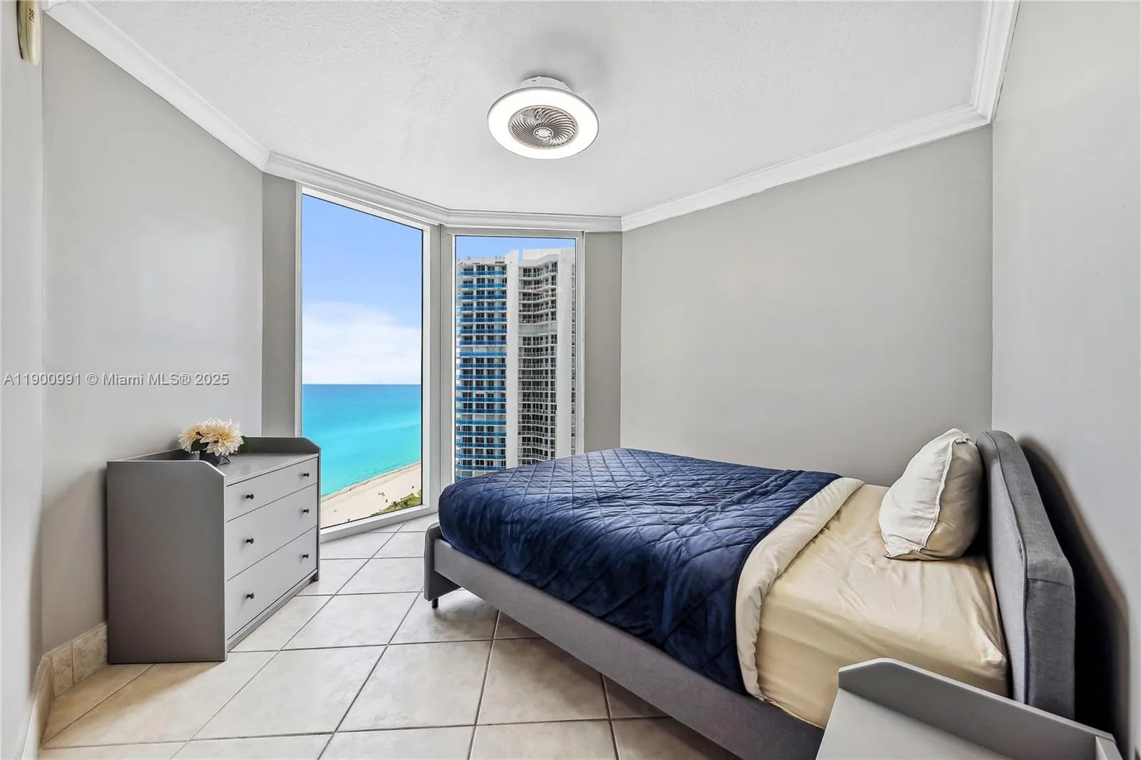 16699 Collins Ave # 2009, Sunny Isles Beach, FL 33160 photo 5