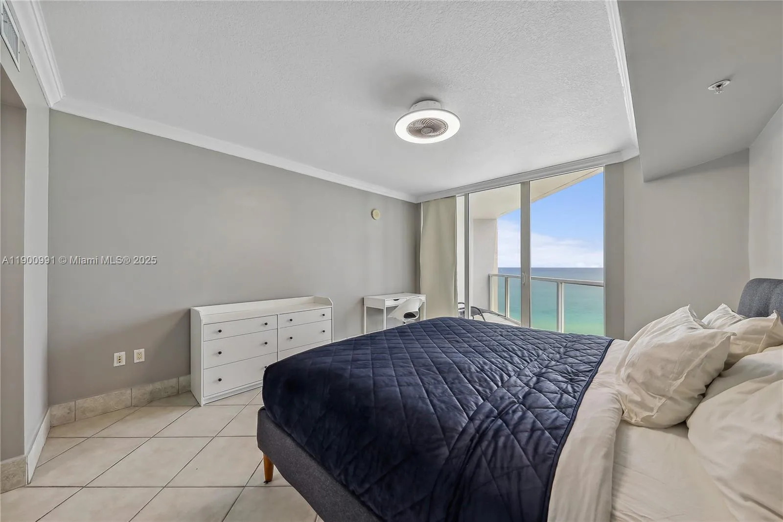 16699 Collins Ave # 2009, Sunny Isles Beach, FL 33160 photo 6