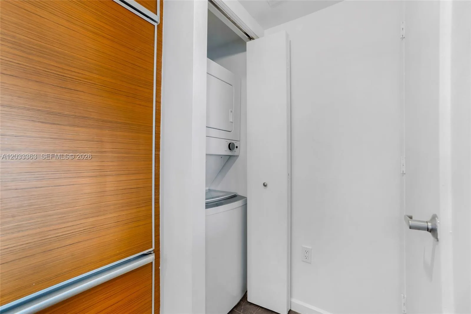 50 Biscayne Blvd # 4307, Miami, FL 33132 photo 11