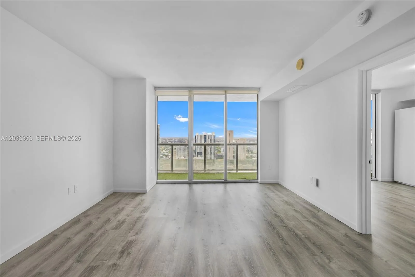 50 Biscayne Blvd # 4307, Miami, FL 33132 photo 2