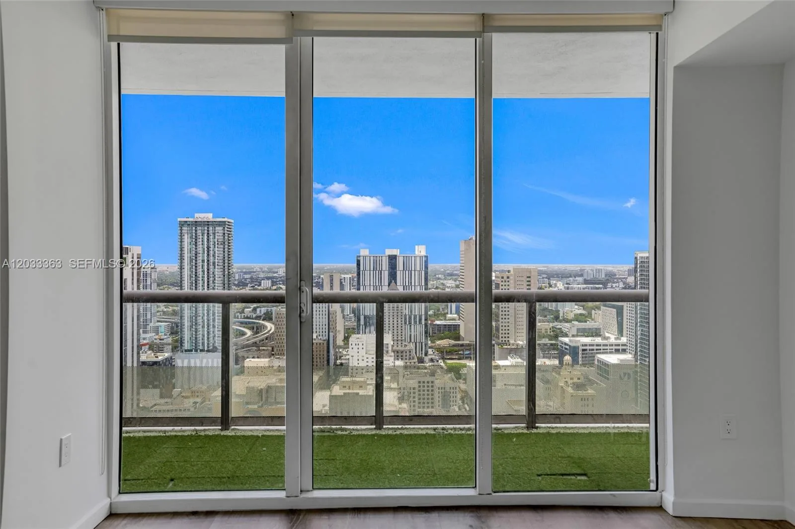 50 Biscayne Blvd # 4307, Miami, FL 33132 photo 4