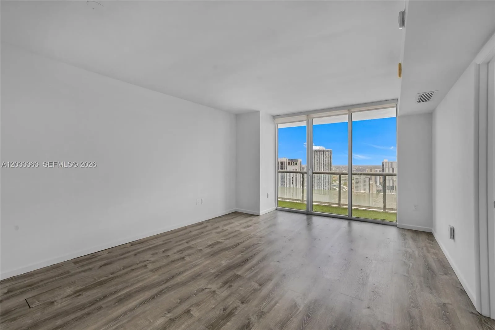 50 Biscayne Blvd # 4307, Miami, FL 33132 photo 7