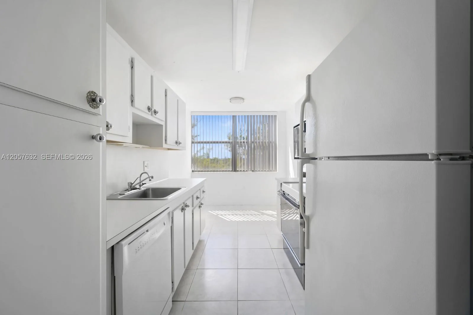 1300 NE Miami Gardens Dr # 621E, Miami, FL 33179 photo 13