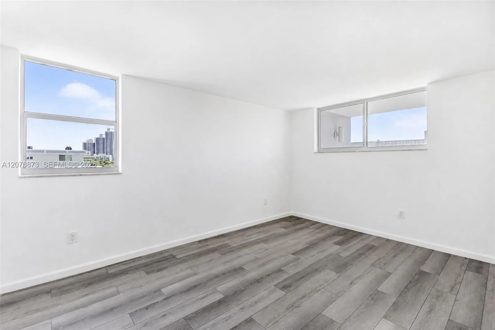 1045 10th St # 604, Miami Beach, FL 33139 photo 13