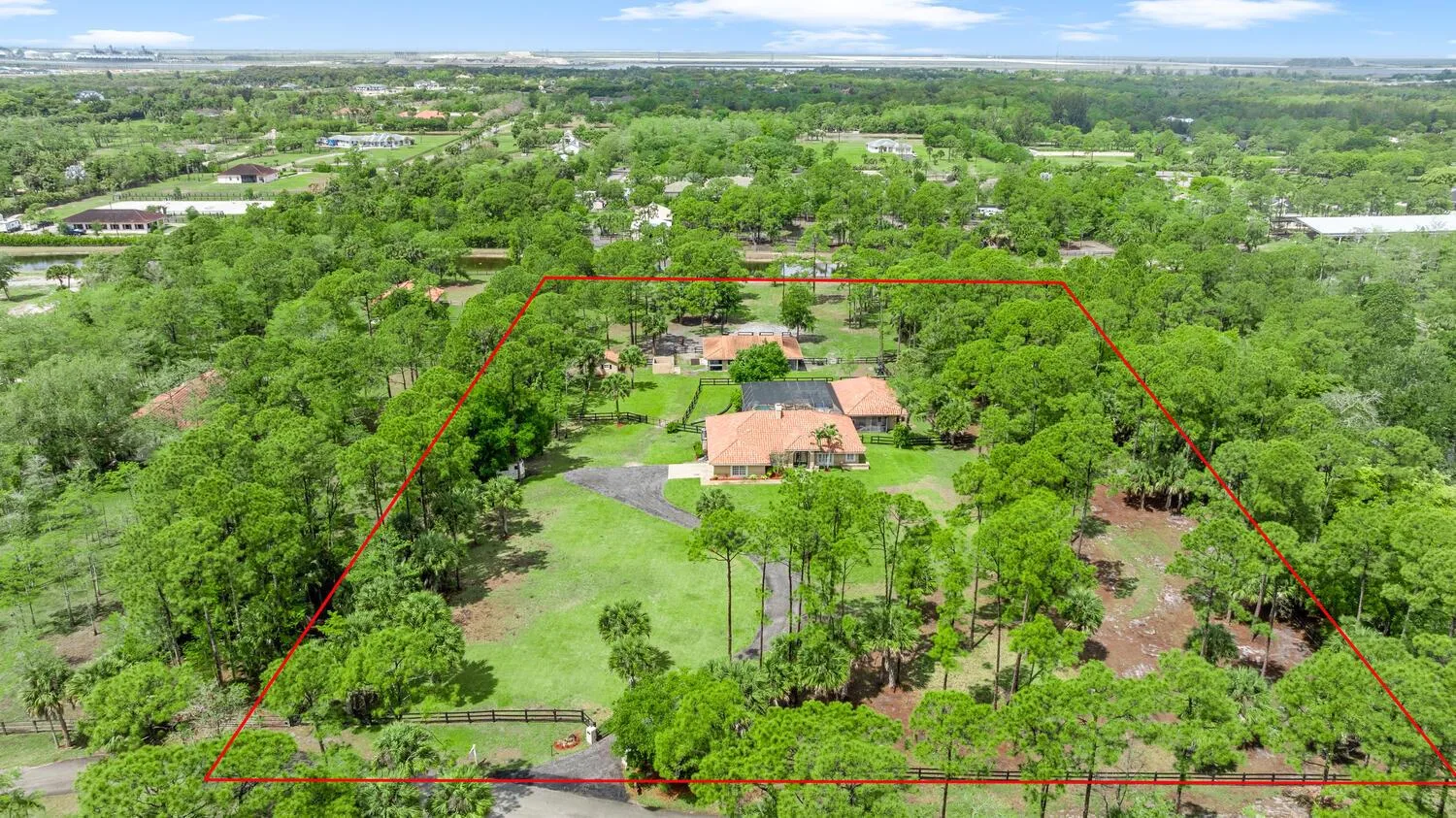 2559 Palm Deer Drive, Loxahatchee, FL 33470 photo 2