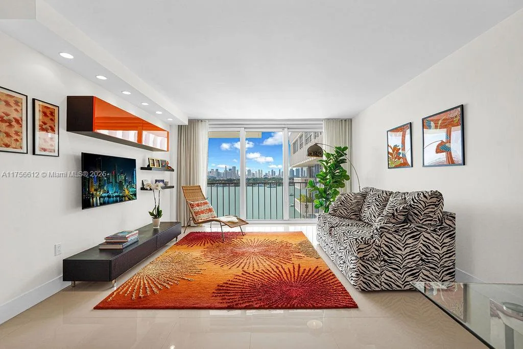 800 West Ave # 931, Miami Beach, FL 33139 photo 6