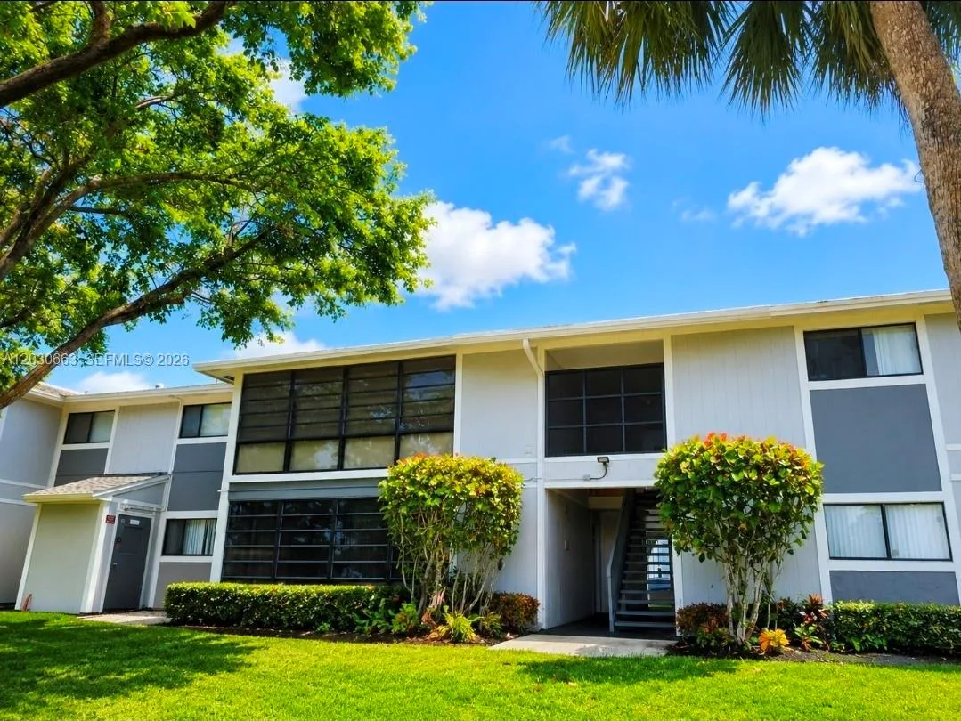 9707 Hammocks Blvd # 103, Miami, FL 33196 photo 4