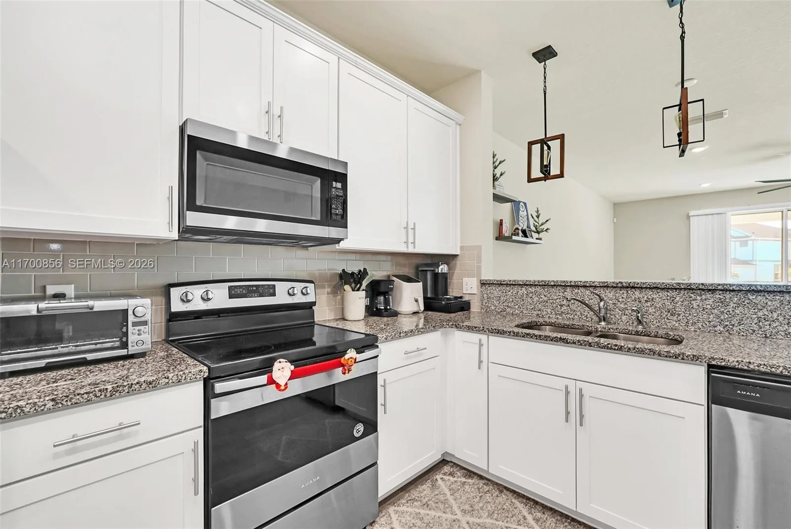 3780 PLAINVIEW DR, Orlando, FL 32824-9041 photo 3