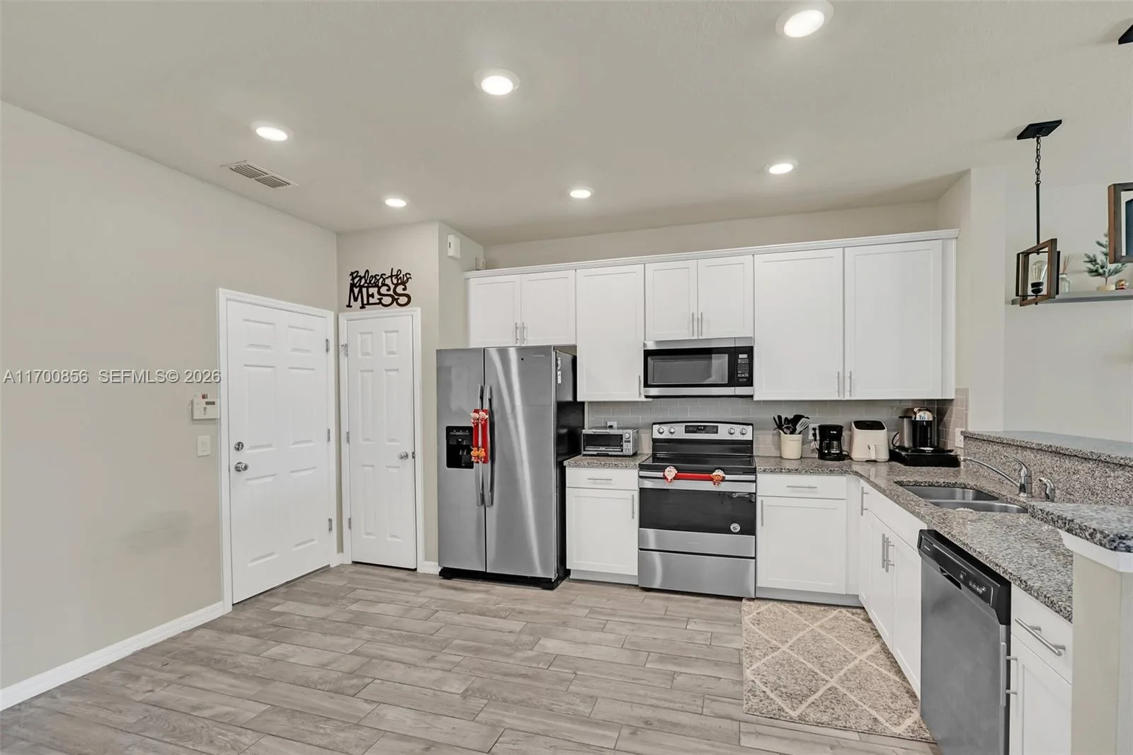 3780 PLAINVIEW DR, Orlando, FL 32824-9041 photo 5
