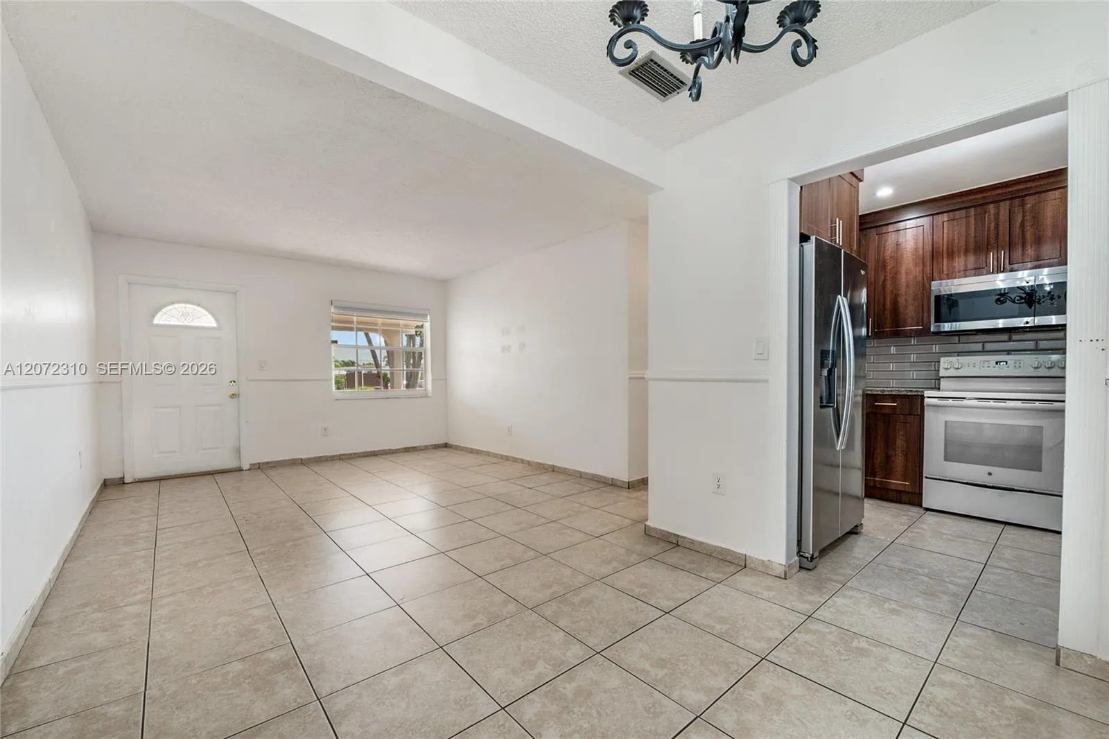 10240 SW 35th St, Miami, FL 33165 photo 4