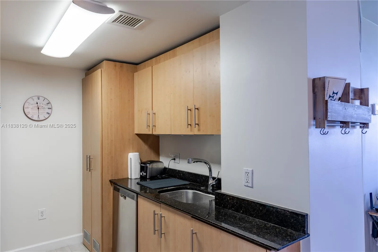 10275 Collins Ave # 634, Bal Harbour, FL 33154 photo 8