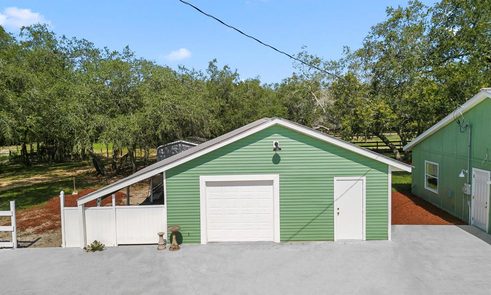 2011 Hartt Road, Sebring, FL 33870 photo 2