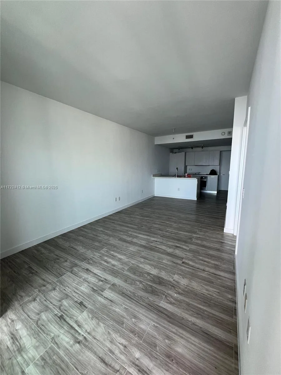 501 NE 31st St # 1402, Miami, FL 33137 photo 2