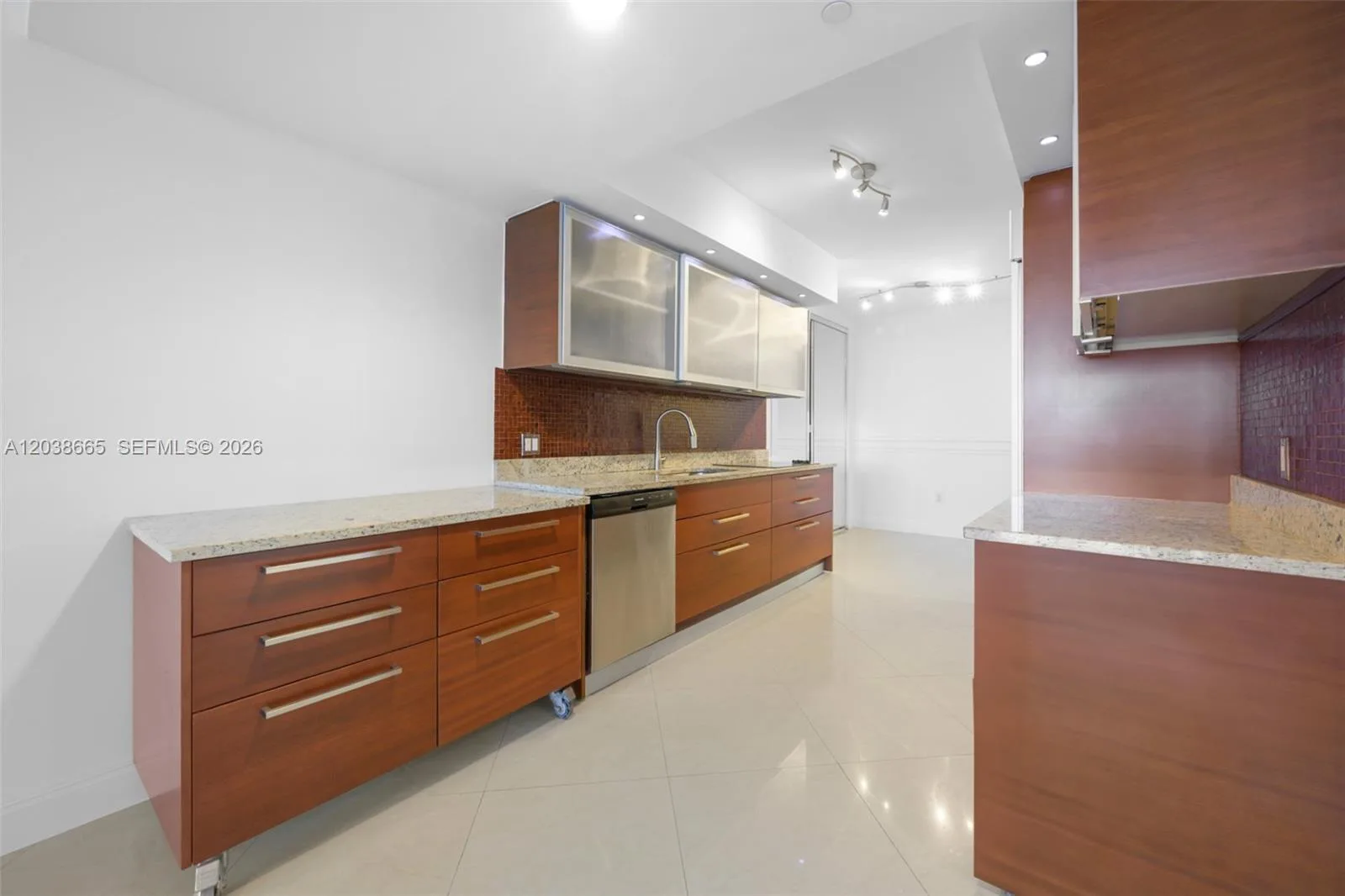 1800 S Ocean Dr # 3103, Hallandale Beach, FL 33009 photo 13