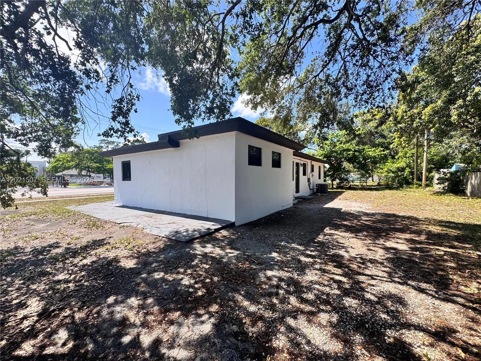 16301 NW 32nd Ave, Miami Gardens, FL 33054 photo 4