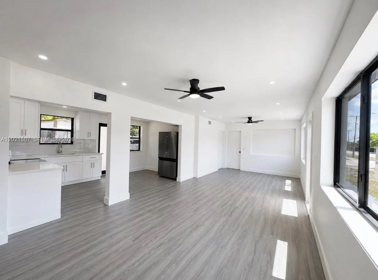 16301 NW 32nd Ave, Miami Gardens, FL 33054 photo 6