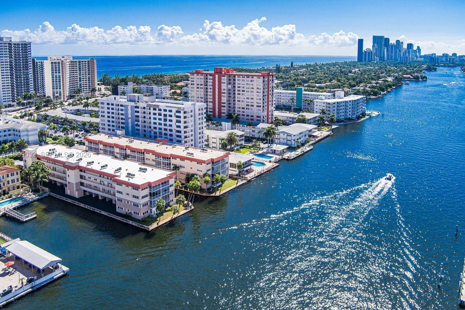 2081 S Ocean Dr # 308, Hallandale Beach, FL 33009