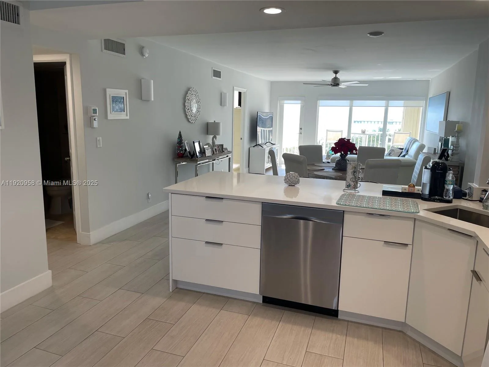 750 N Ocean Blvd # 702, Pompano Beach, FL 33062 photo 11