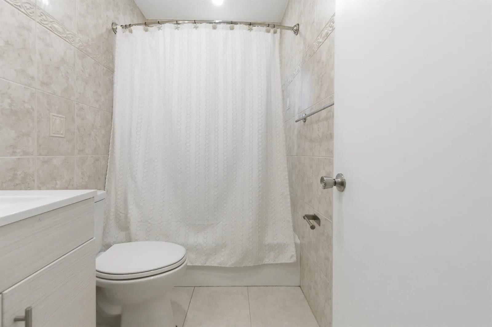 837 NW 41st Street # A-b, Oakland Park, FL 33309 photo 11