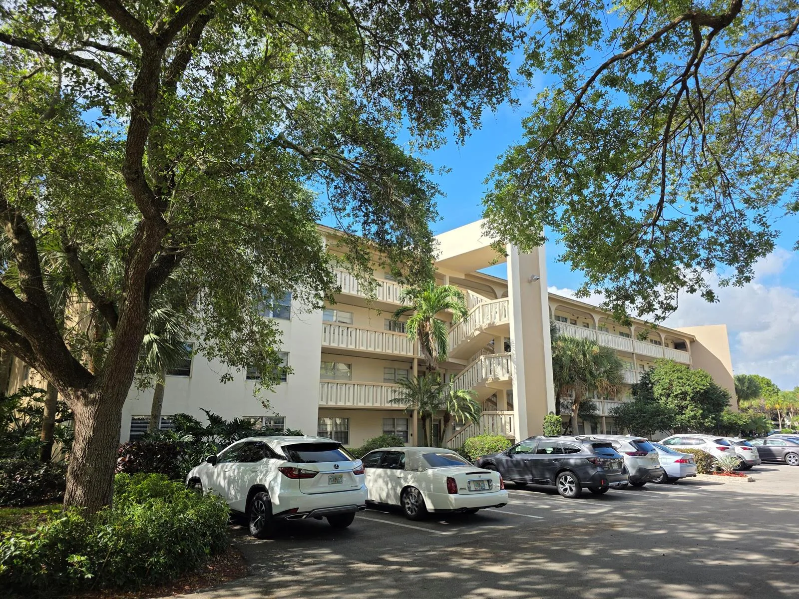 2301 Lucaya Lane # E3, Coconut Creek, FL 33066