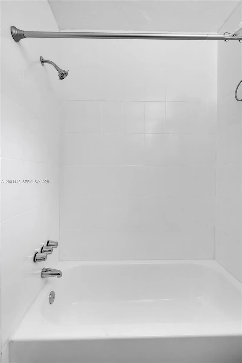 925 SW 15th Ave # ., Miami, FL 33135 photo 8