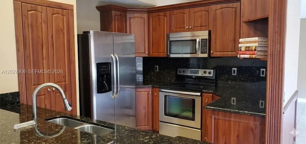 1455 Mira Vista Cir, Weston, FL 33327 photo 7