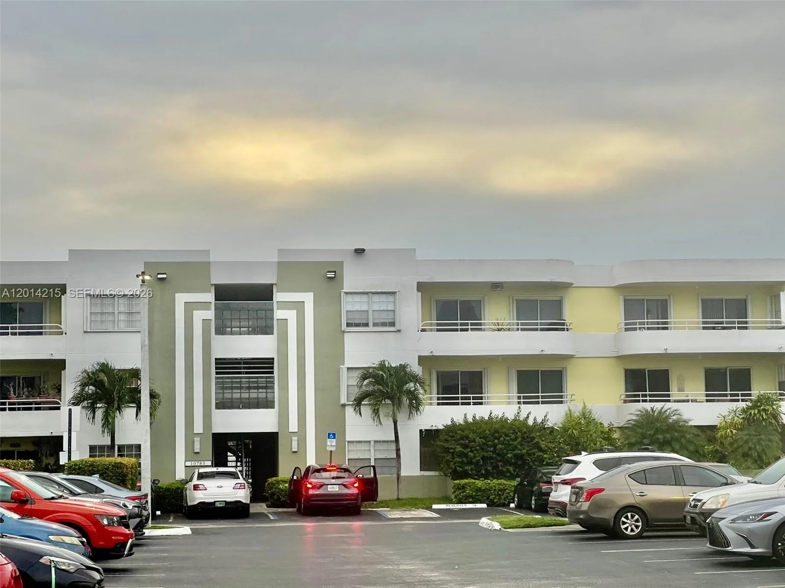 10755 SW 108th Ave # 302, Miami, FL 33176