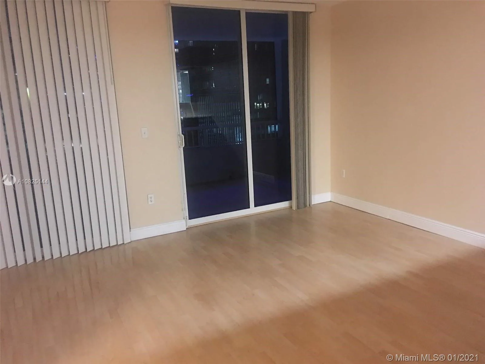 170 SE 14th St # 1507, Miami, FL 33131 photo 4