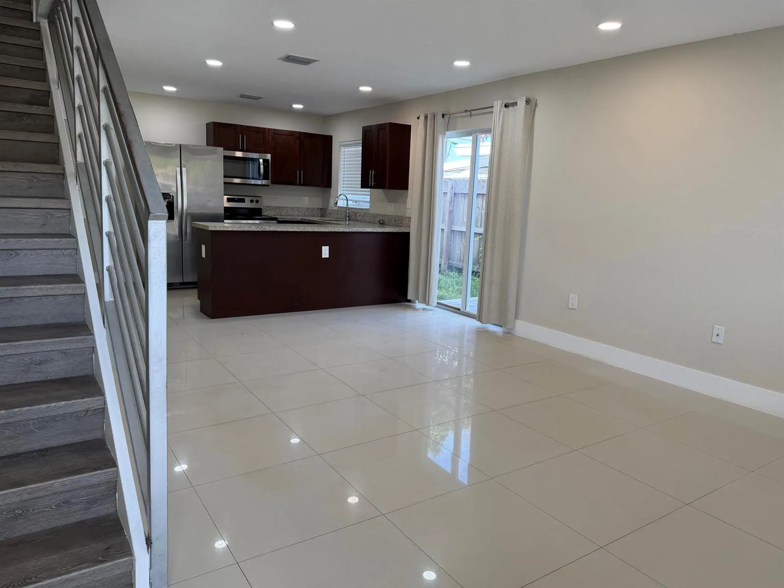 1185 NE 111th Street, Miami, FL 33161 photo 2