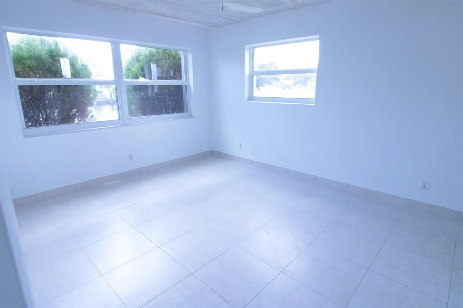 465 Paradise Isle Boulevard # 110, Hallandale Beach, FL 33009 photo 11
