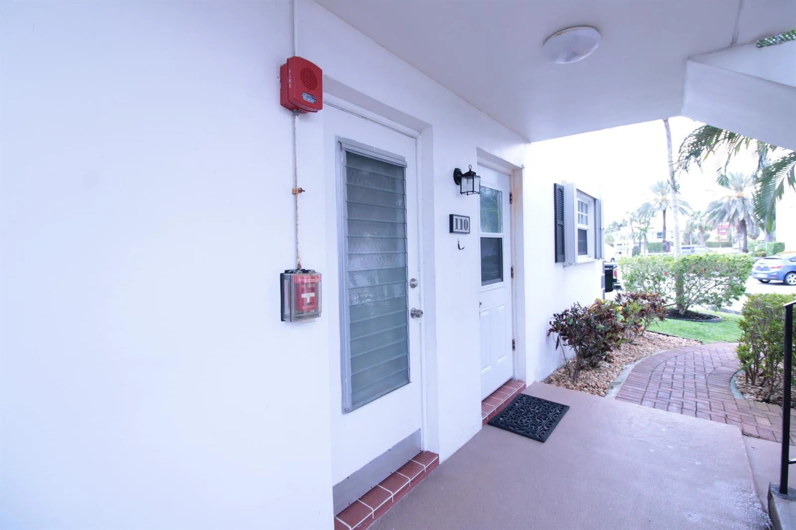 465 Paradise Isle Boulevard # 110, Hallandale Beach, FL 33009 photo 3