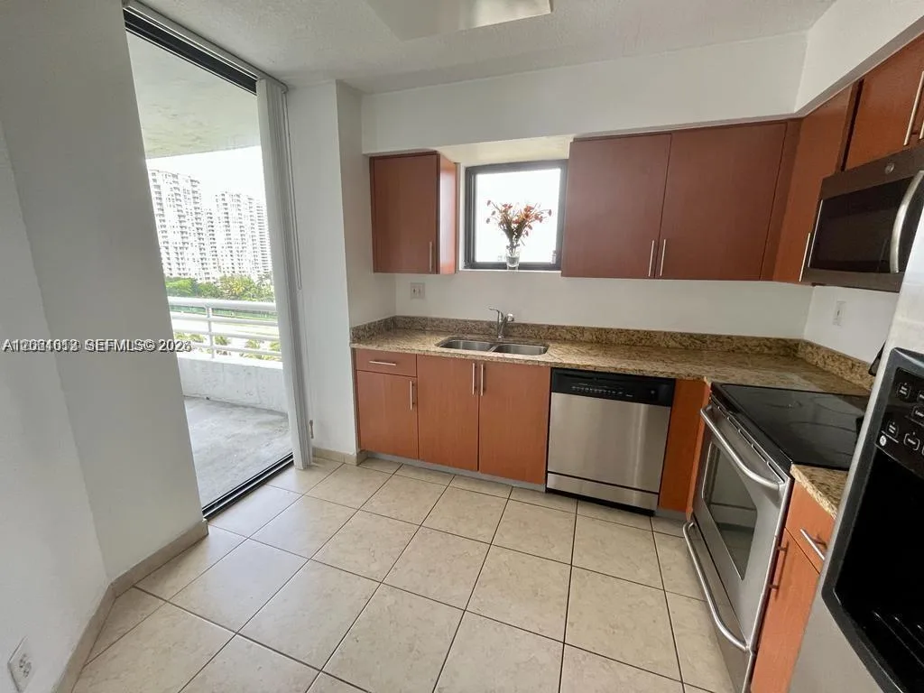 3300 NE 192nd St # 906, Aventura, FL 33180 photo 9