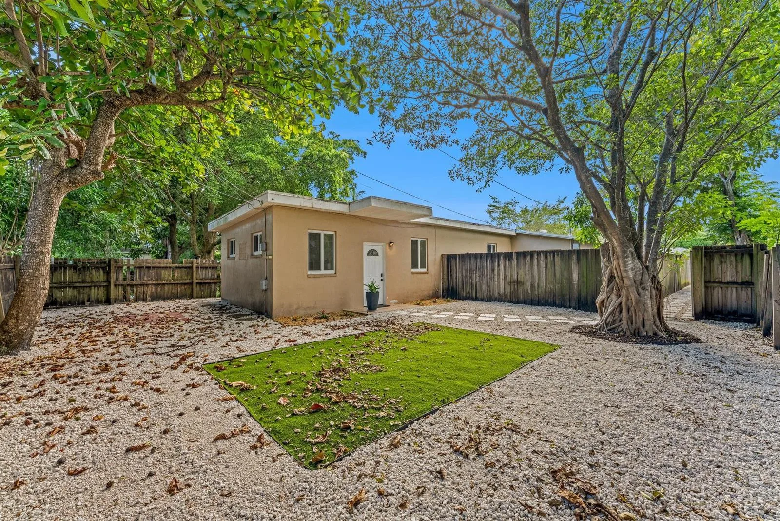 1340 NE 1st Avenue, Fort Lauderdale, FL 33304