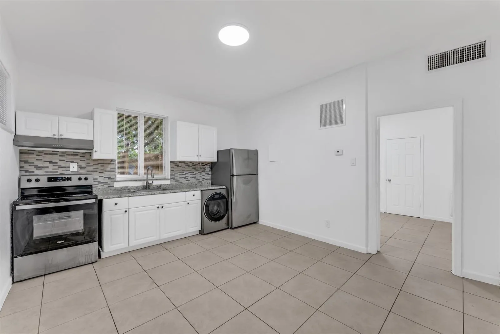 1340 NE 1st Avenue, Fort Lauderdale, FL 33304 photo 5