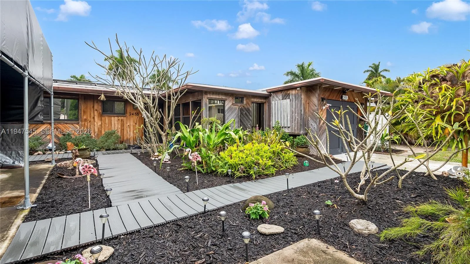 2455 Flamingo Ln, Fort Lauderdale, FL 33312