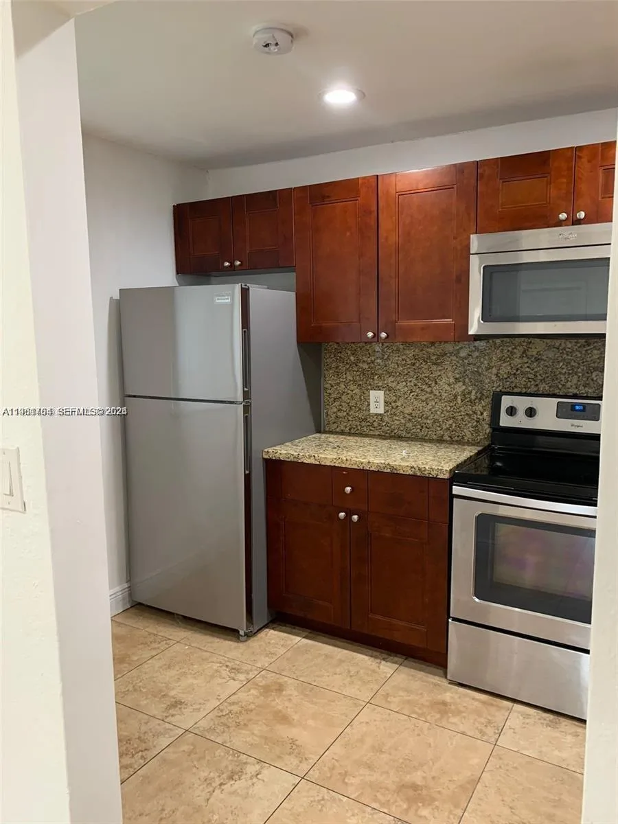 8704 NW 38th Dr, Coral Springs, FL 33065 photo 11
