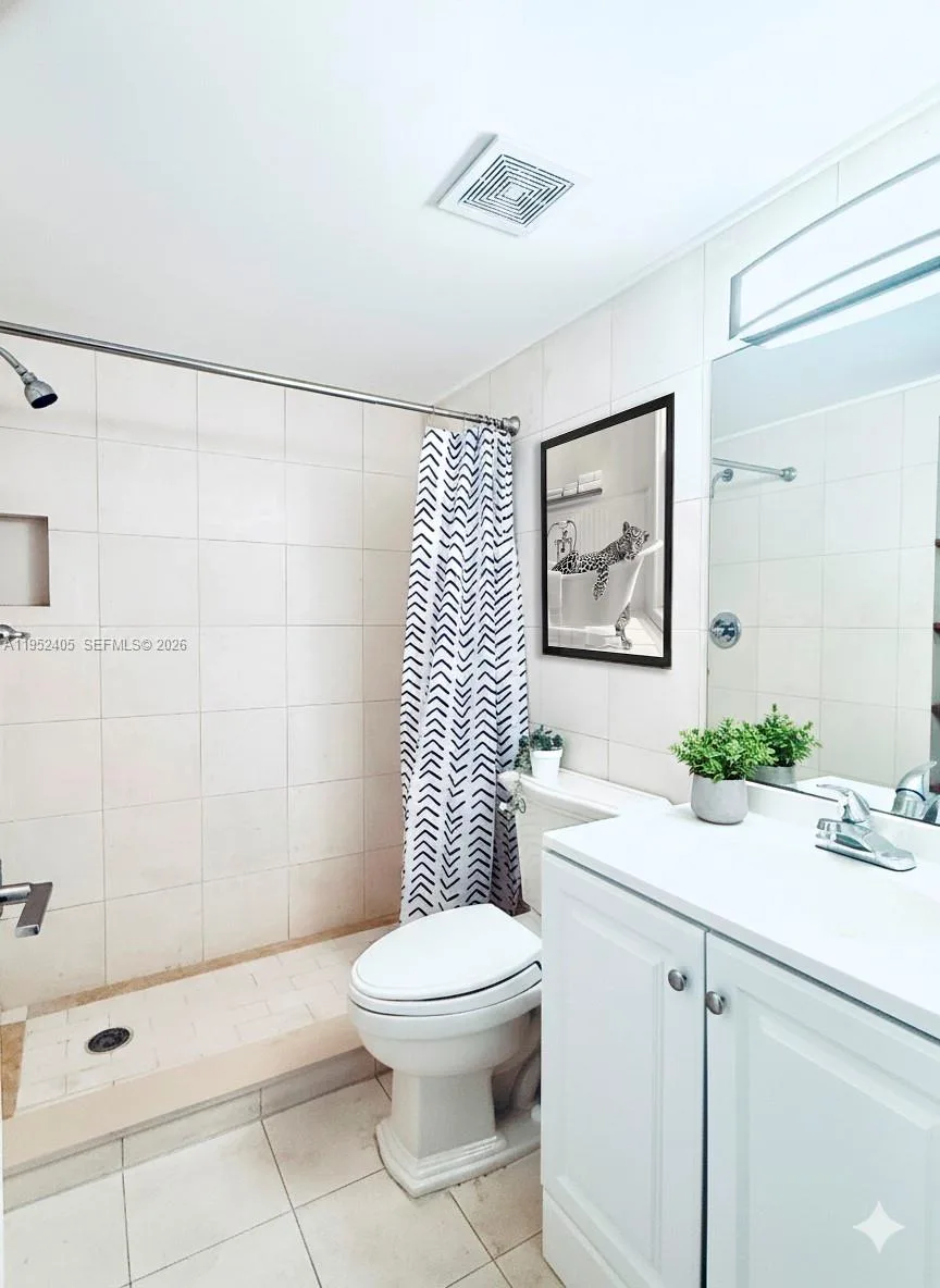 2575 SW 27th Ave # 210, Miami, FL 33133 photo 10