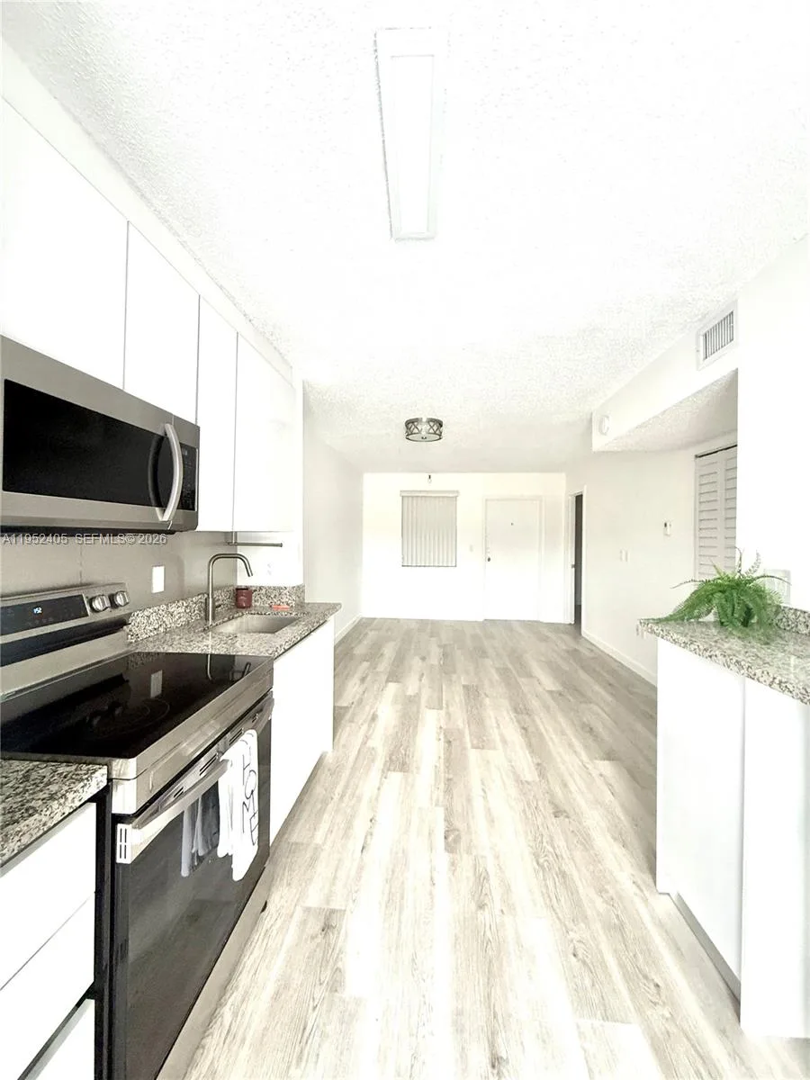 2575 SW 27th Ave # 210, Miami, FL 33133 photo 5