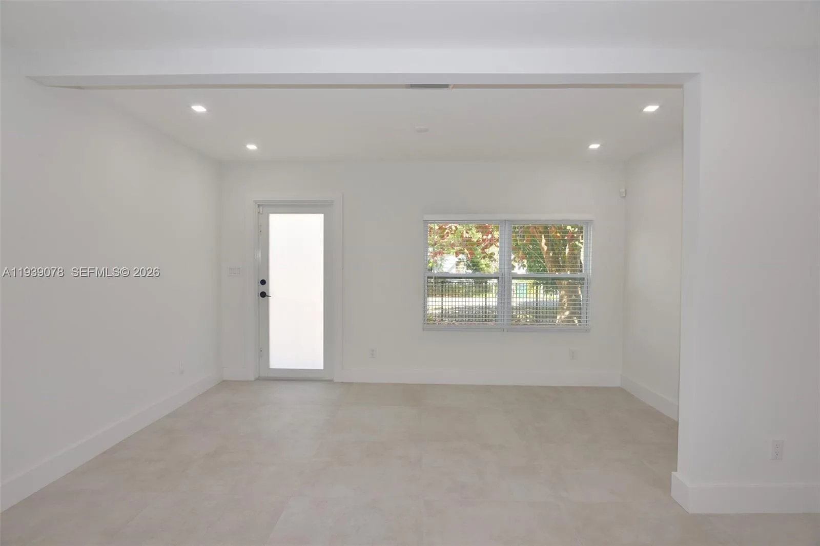 1084 NW 66th St, Miami, FL 33150 photo 13