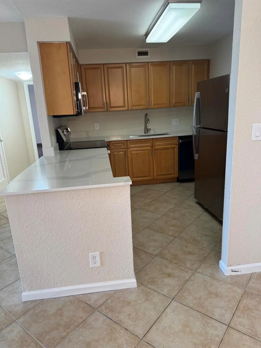 1000 Spanish River Road # 3b, Boca Raton, FL 33432 photo 5